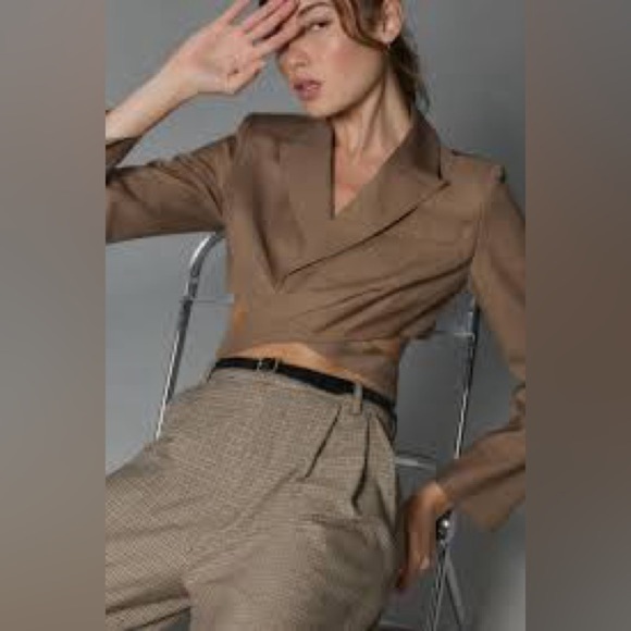 Mare Mare x
Anthropologie Cropped women size xs - Picture 4 of 9